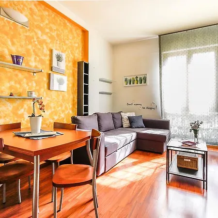 Apartment Alessia's Flat- Lorenteggio